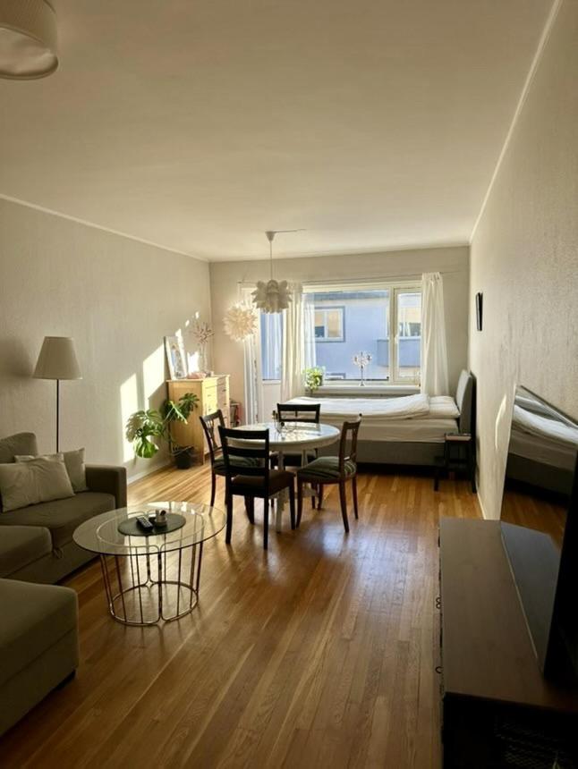 Spacious & Cosy - Ideal Location Majorstuen Apartamento Oslo